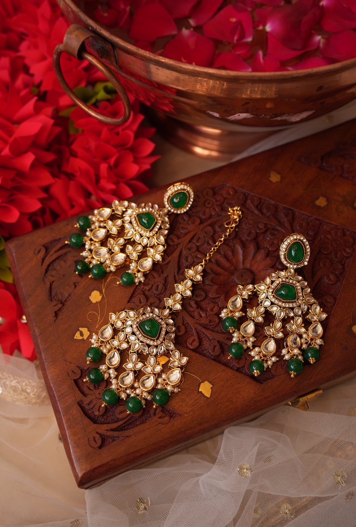 Rizvi necklace set