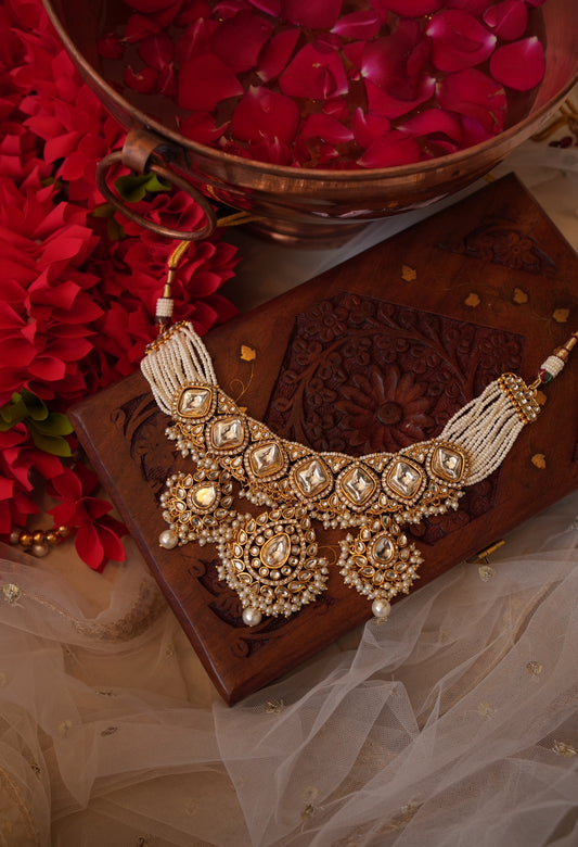 Devi necklace set