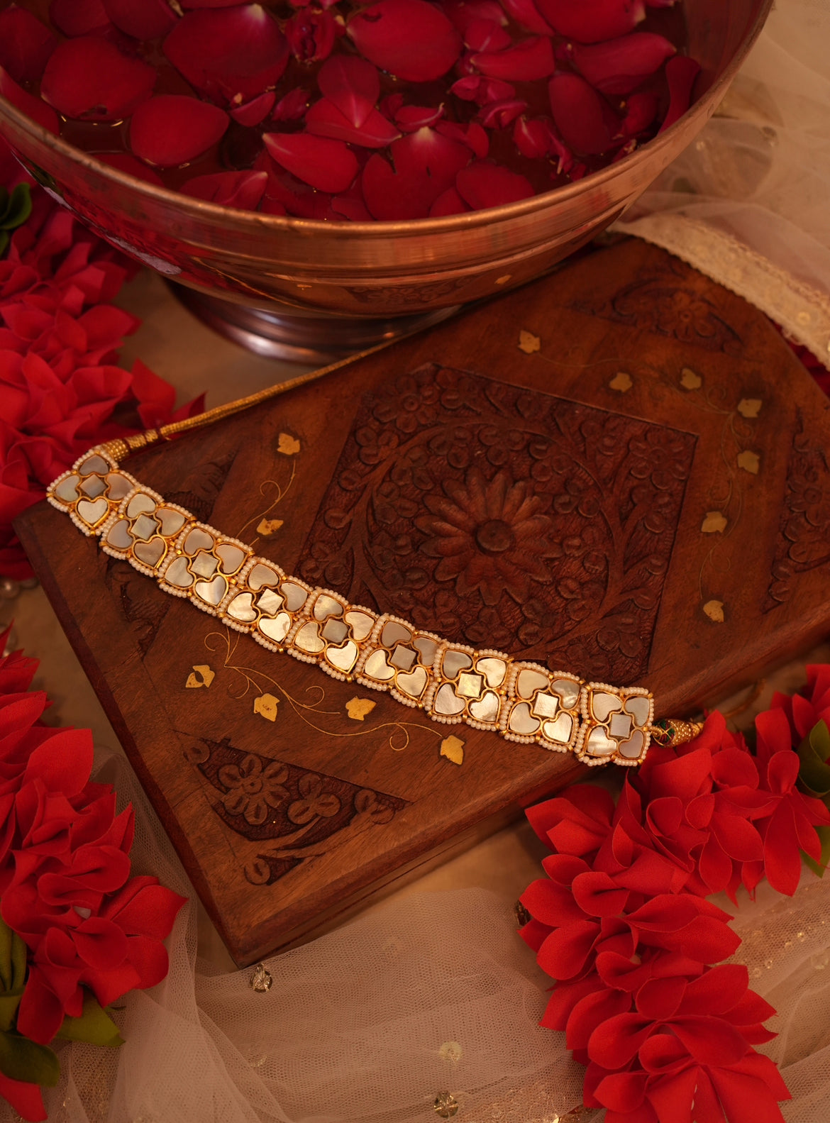 Chahaat choker set