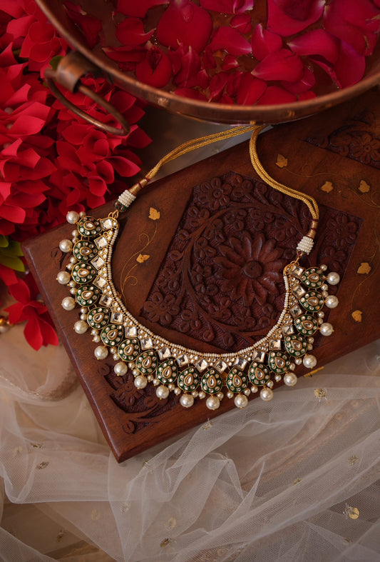 Vanshita necklace set