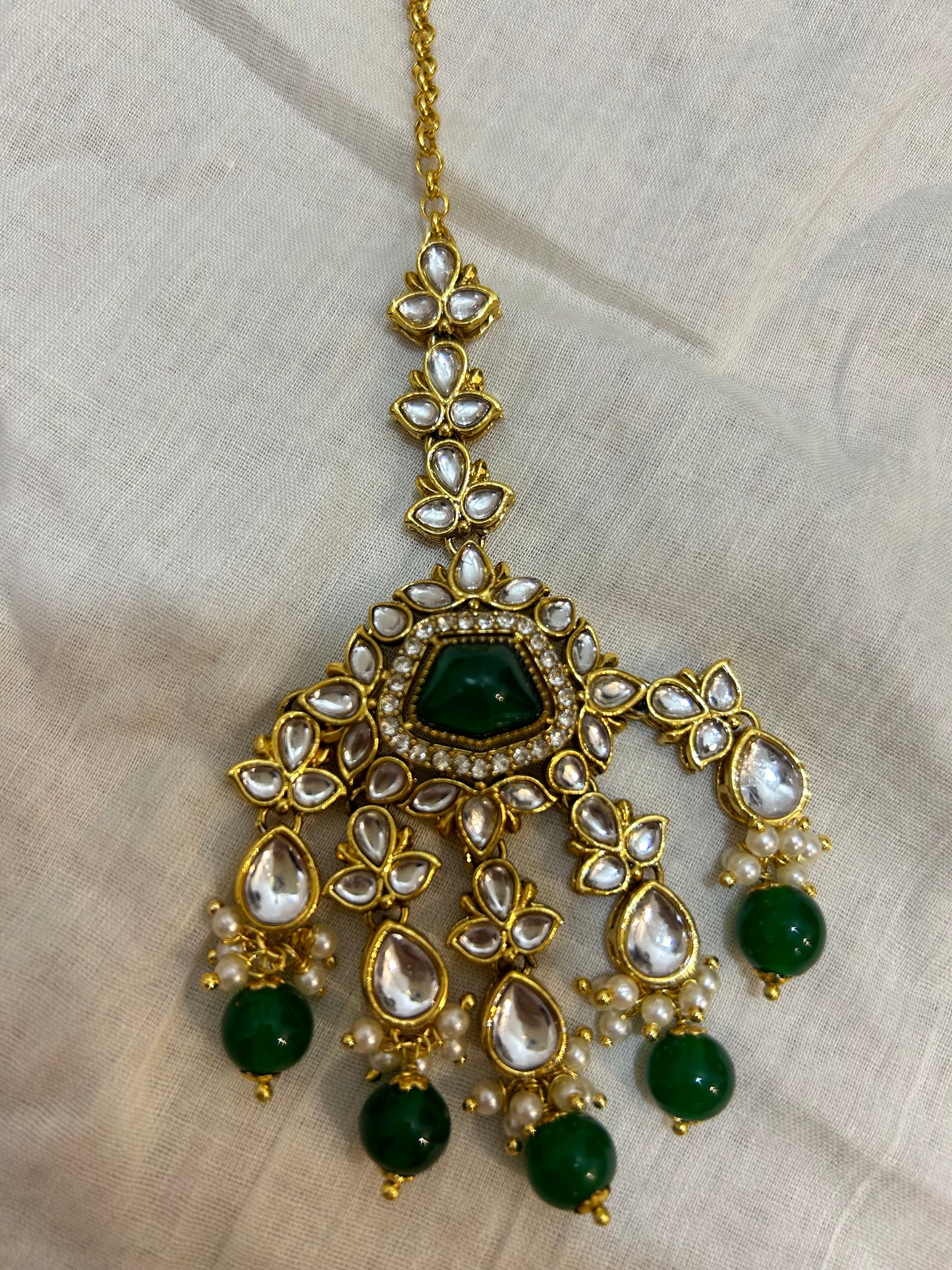 Rizvi necklace set