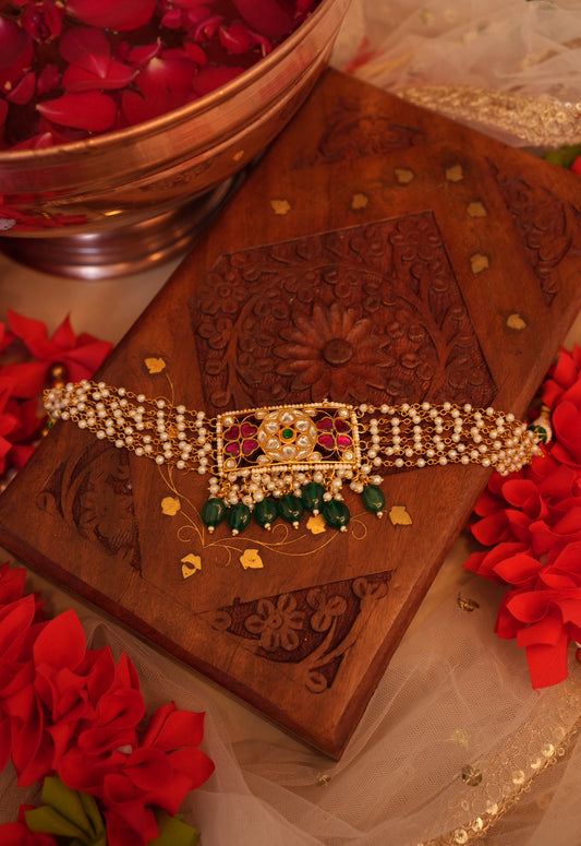 Isha Bahaar choker set