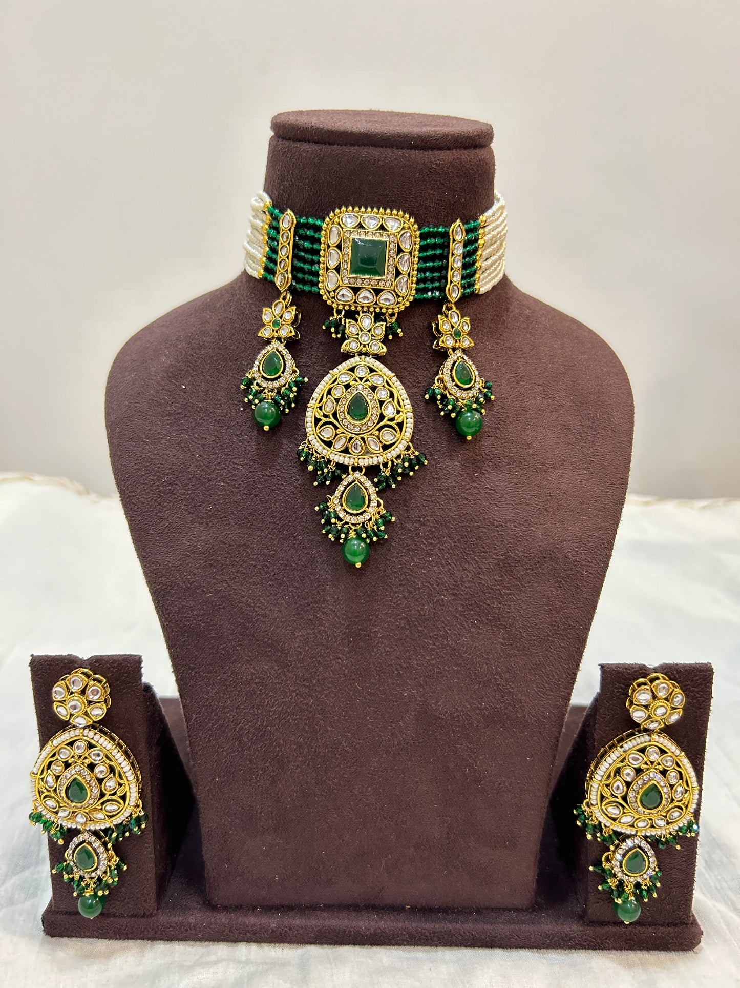 Rashi Kundan choker set