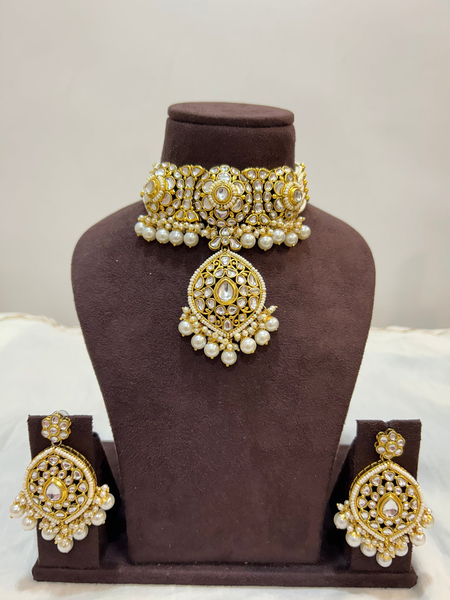 Sukh choker set